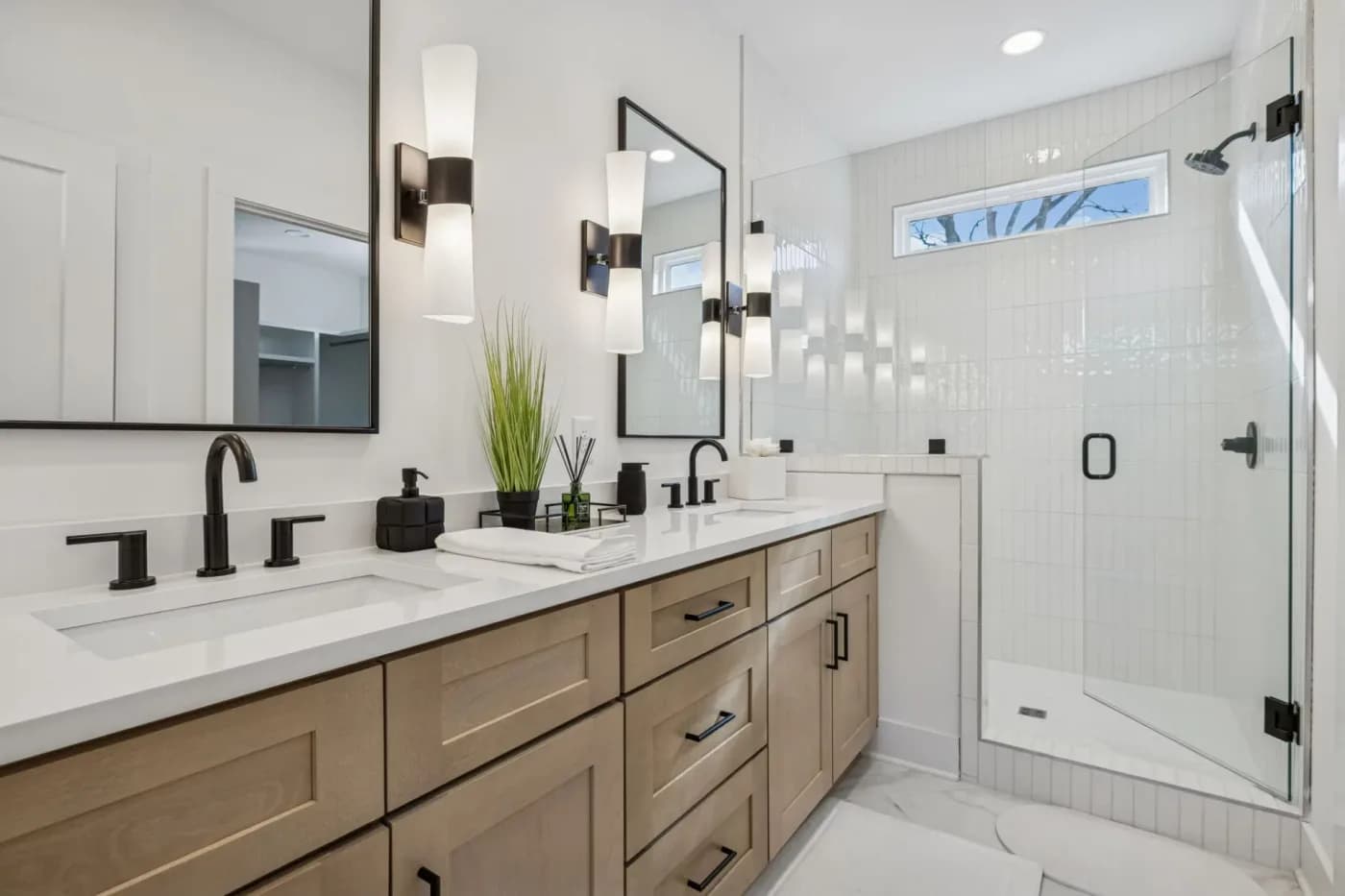 60-2623-Pennington-Ave-060.webp